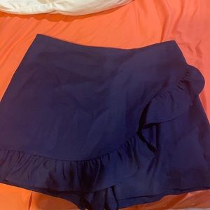 Lilly Pulitzer navy skort